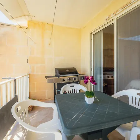 Romantic Gozo Escape With Private Pool, Terrace & Bbq דירה