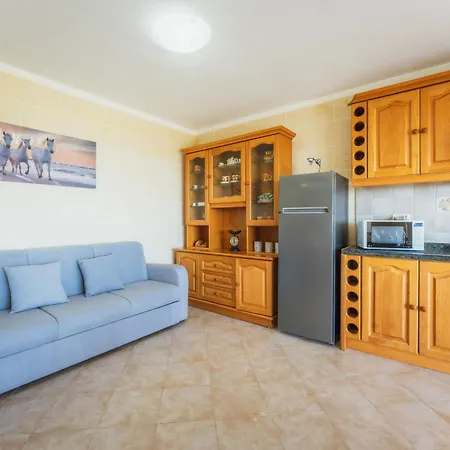 Romantic Gozo Escape With Private Pool, Terrace & Bbq Xagħra