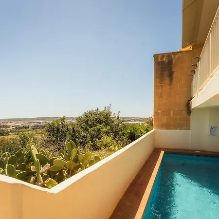 Romantic Gozo Escape With Private Pool, Terrace & Bbq דירה Xagħra