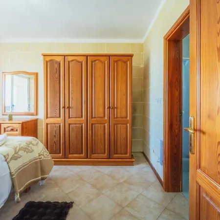 Apartman Romantic Gozo Escape With Private Pool, Terrace & Bbq Xagħra