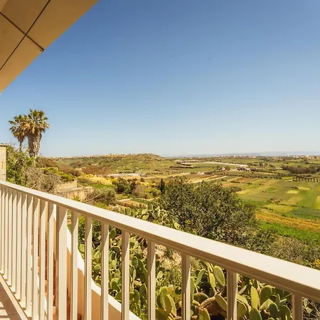 Romantic Gozo Escape With Private Pool, Terrace & Bbq Xagħra